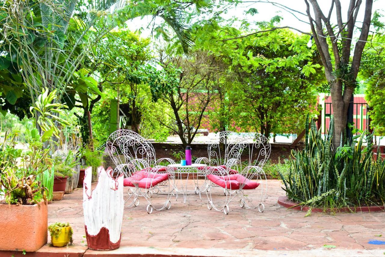 Palmas Park Hotel Y Restaurant Obligado Esterno foto
