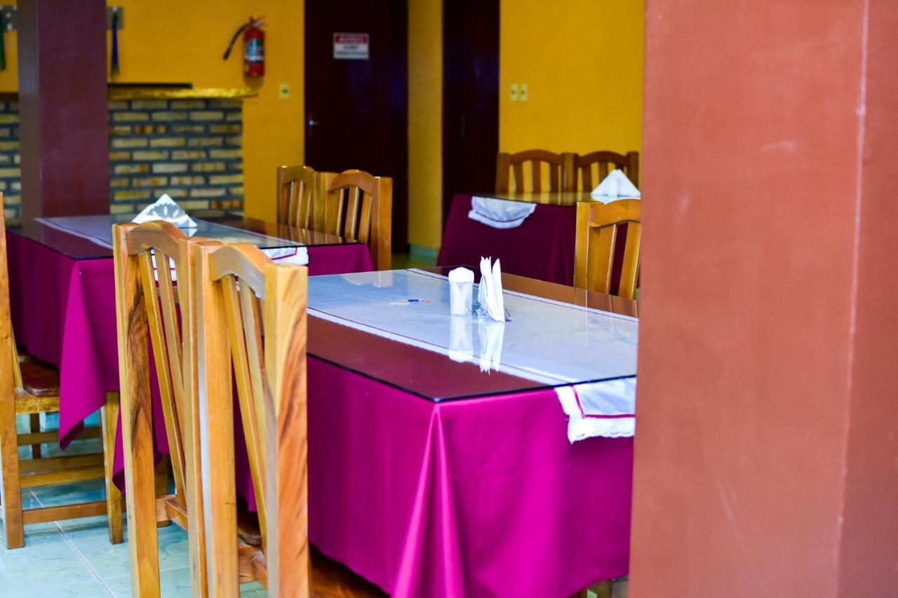 Palmas Park Hotel Y Restaurant Obligado Esterno foto